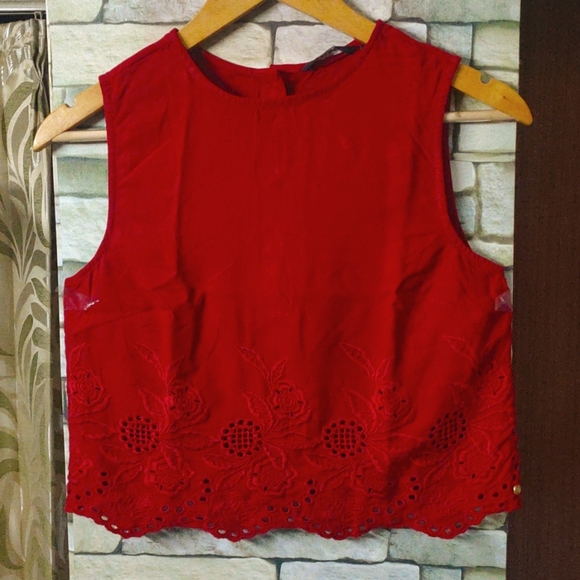 Nuon by Westside, M size, Maroon Crop top